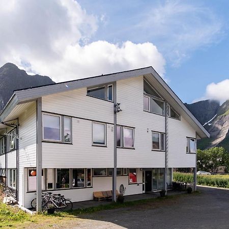 Reine Basecamp - Apartments & Rooms Exteriér fotografie